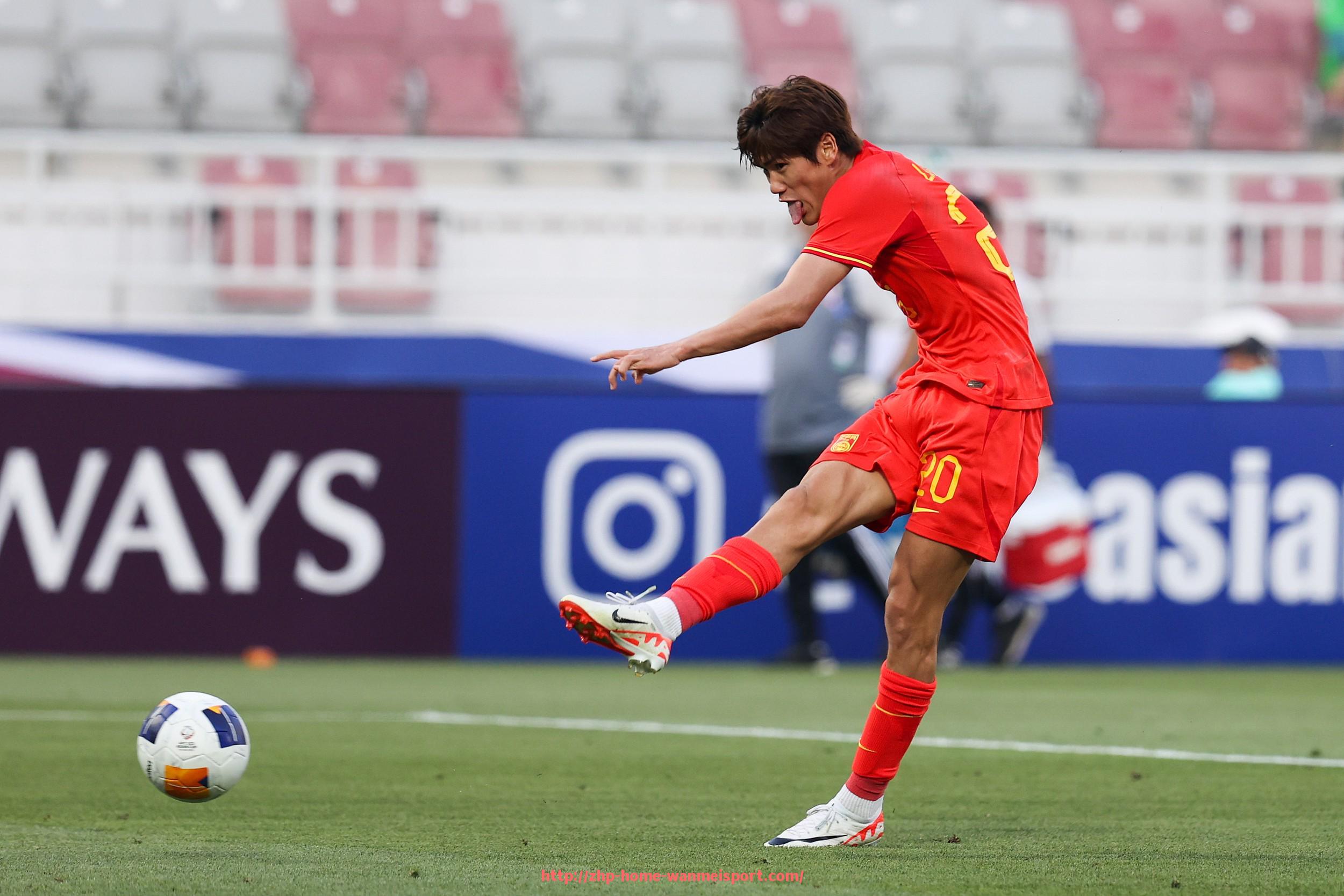 完美体育官方网站-世俱杯比赛观众热情及赛事氛围分析