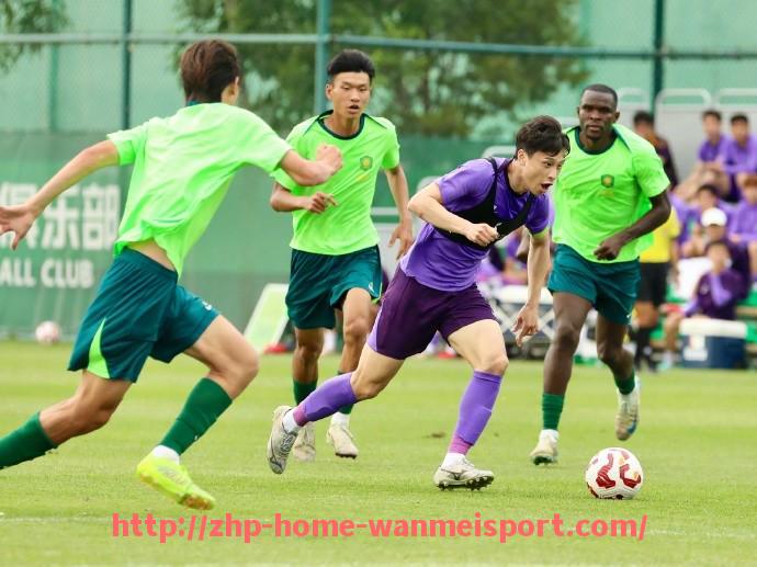 完美体育官方网站-世俱杯比赛观众热情及赛事氛围分析